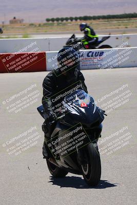 media/May-30-2022-Lets Ride (Mon) [[409d64cbb6]]/Around the Pits/